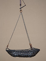 c@ˁ@Tanaka Kyokusho^|M@A hanging boat shaped basket